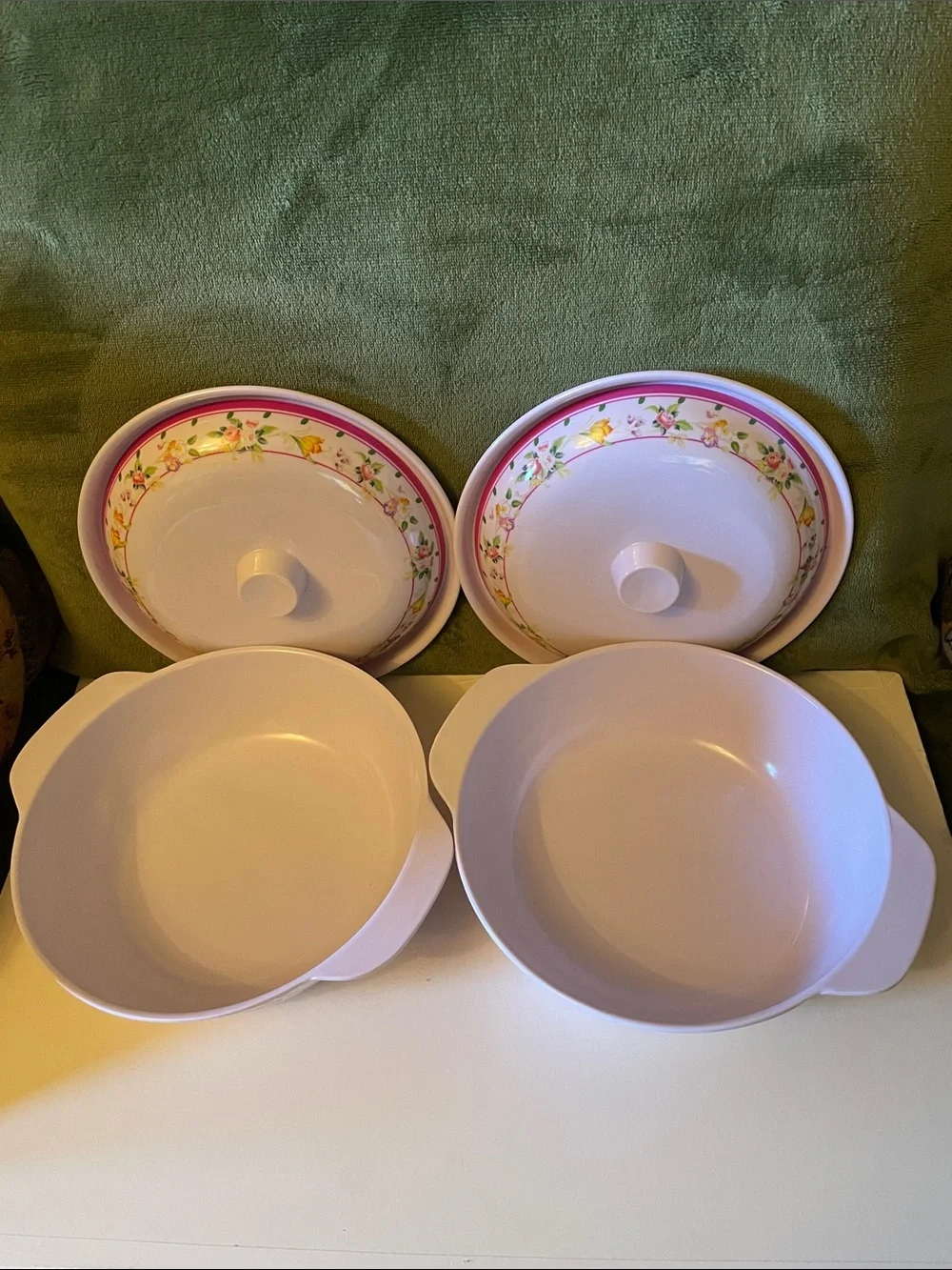 Set of 2 - Melamine pink floral 8”inch Serving Casserole/ Lids and 2- 10” plates